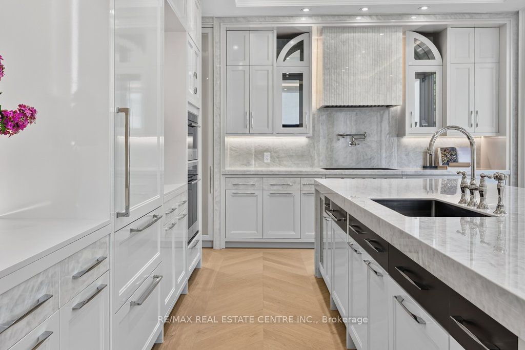 Kitchen marble and Wolf range